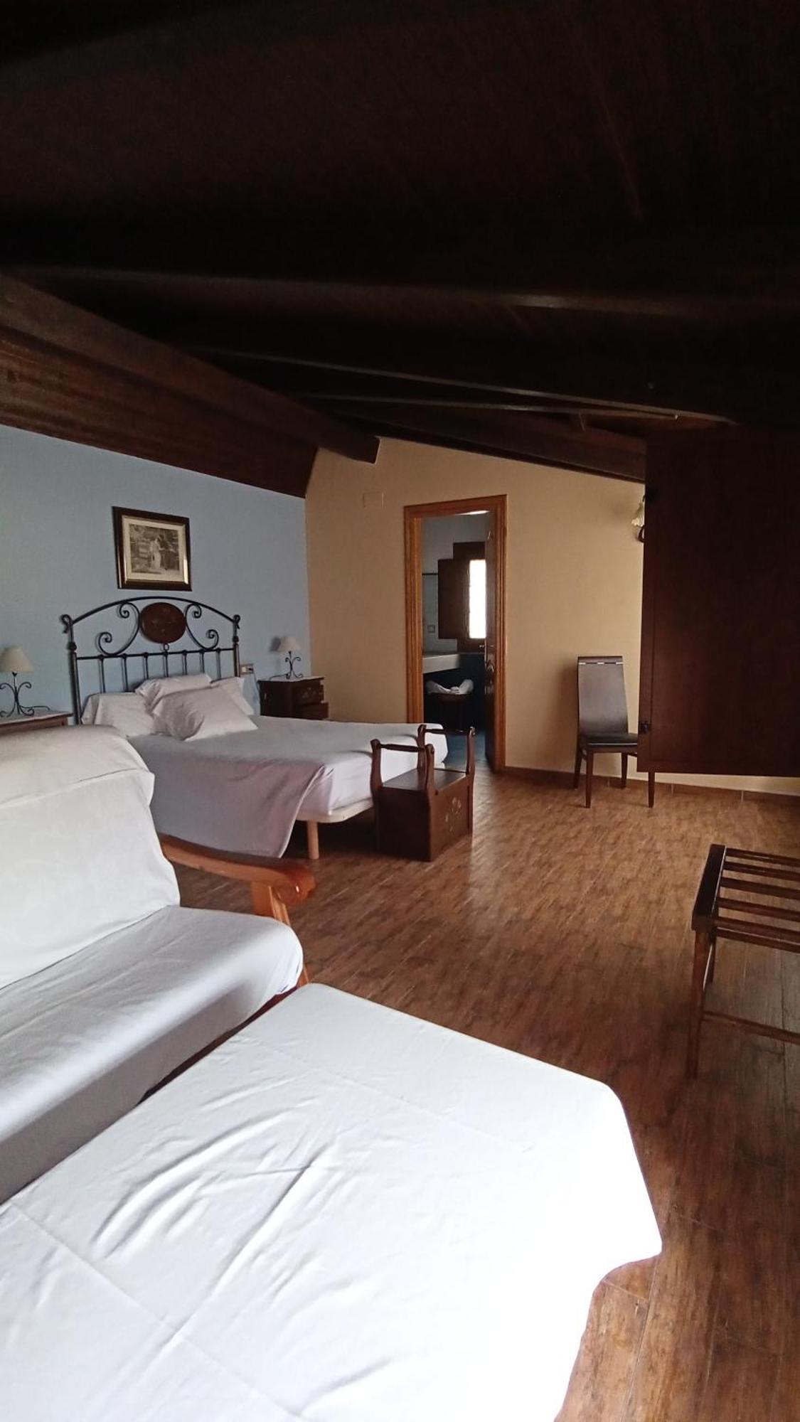 Hotel Vitorio Cudillero Pokoj fotografie